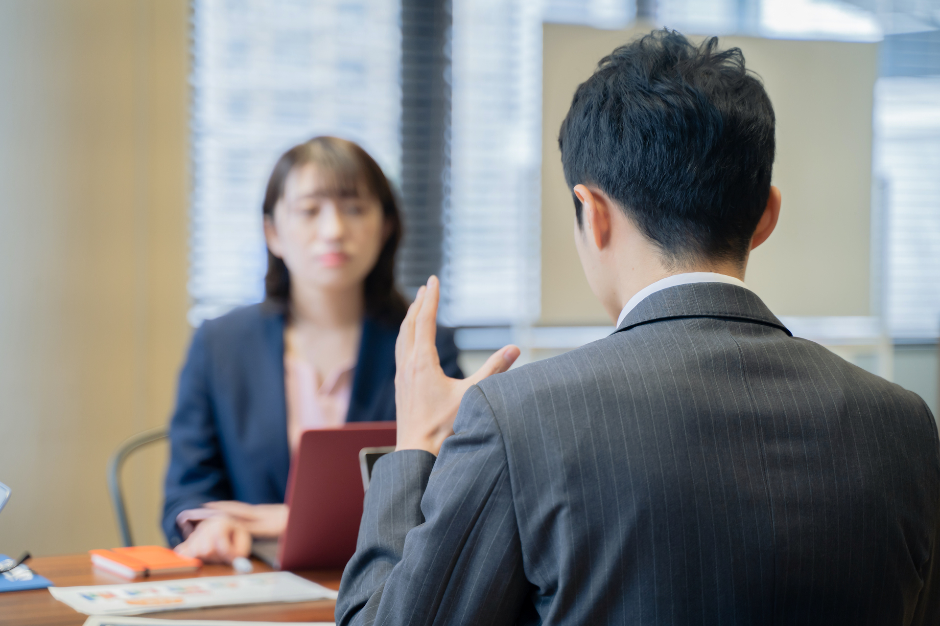 カスタマーサポートや営業との違い